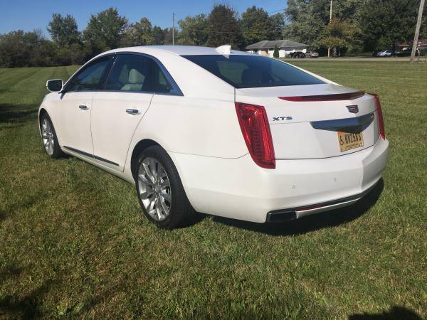 2017 Cadillac XTS for sale in Muncie, IN – photo 2