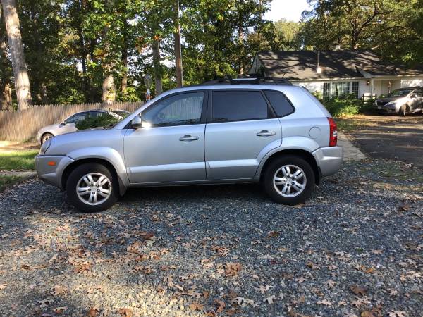 2008 Hyundai Tucson Limited - cars & trucks - by owner - vehicle... for sale in Fredericksburg, VA – photo 2