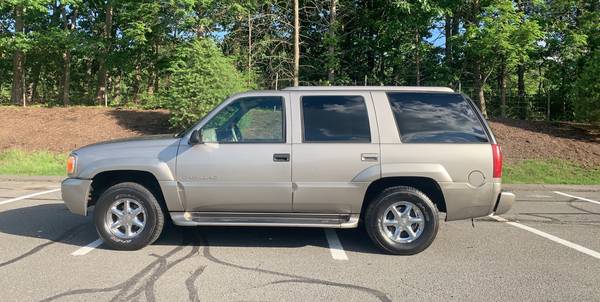 2000 Cadillac Escalade for sale in Middlebury, CT – photo 2