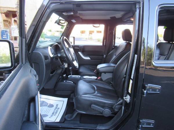 2015 Jeep Wrangler Unlimited Unlimited Sahara suv Black Clearcoat -... for sale in Tucson, AZ – photo 7