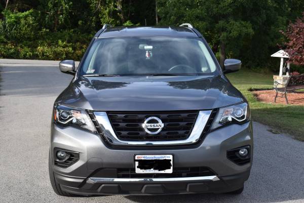 Nissan Pathfinder SV 4x4 2017 NAV + Nissan extended warranty 2024 for sale in Sutton, MA – photo 6