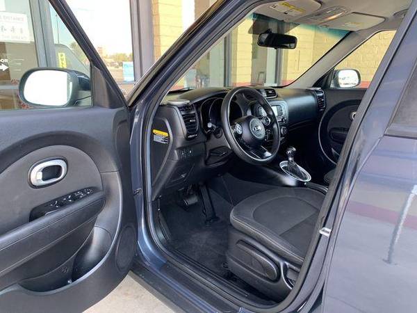 2014 Kia Soul Wagon 4D ONLY CLEAN TITLES! FAMILY ATMOSPHERE! for sale in Surprise, AZ – photo 15