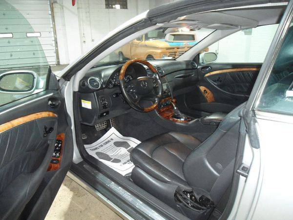 2005 MERCEDES-BENZ CLK 320 - FINANCING AVAILABLE-Indoor Showroom! for sale in PARMA, OH – photo 7