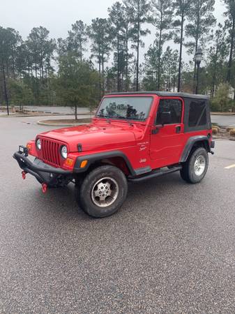 2001 Jeep Wrangler Sport (Very Good Condition) - - by for sale in Shawnee, OK – photo 2