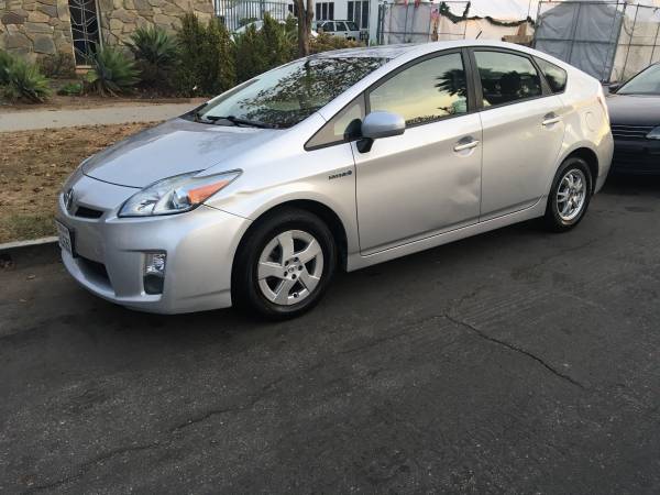 2011 Toyota Prius - 85.000 miles - cars & trucks - by owner -... for sale in Santa Monica, CA