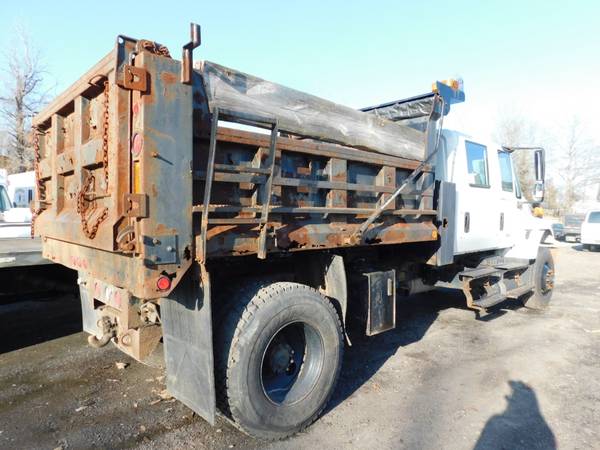2004 International 7400 Dump - - by dealer - vehicle for sale in Upper Marlboro, District Of Columbia – photo 6