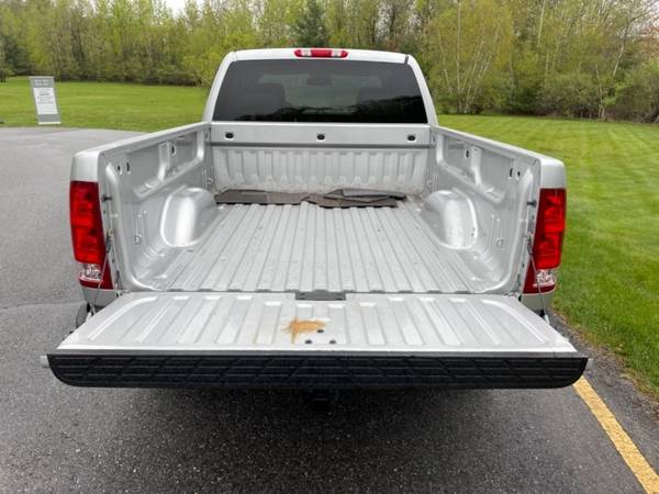 2011 GMC Sierra 1500 4WD Ext Cab 143 5 SLT - - by for sale in Hampstead, NH – photo 6