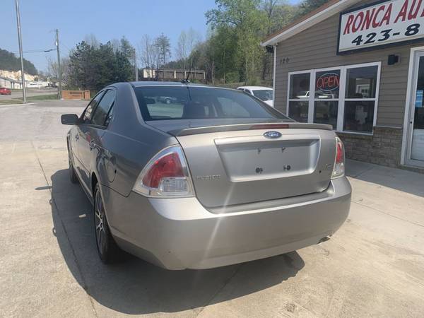2008 Ford Fusion SE Low miles Gas Saver 29MPG Loaded sunroof - cars for sale in Cleveland, TN – photo 8