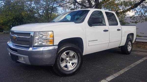 2012 Chevrolet Silverado 1500, No Issues, Commercial Brakes, Hitch for sale in Port Monmouth, NJ – photo 2