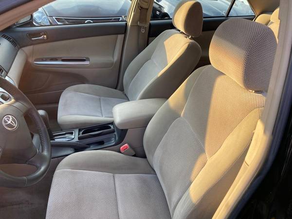2005 Toyota Camry SE - - by dealer - vehicle for sale in Warwick, RI – photo 2