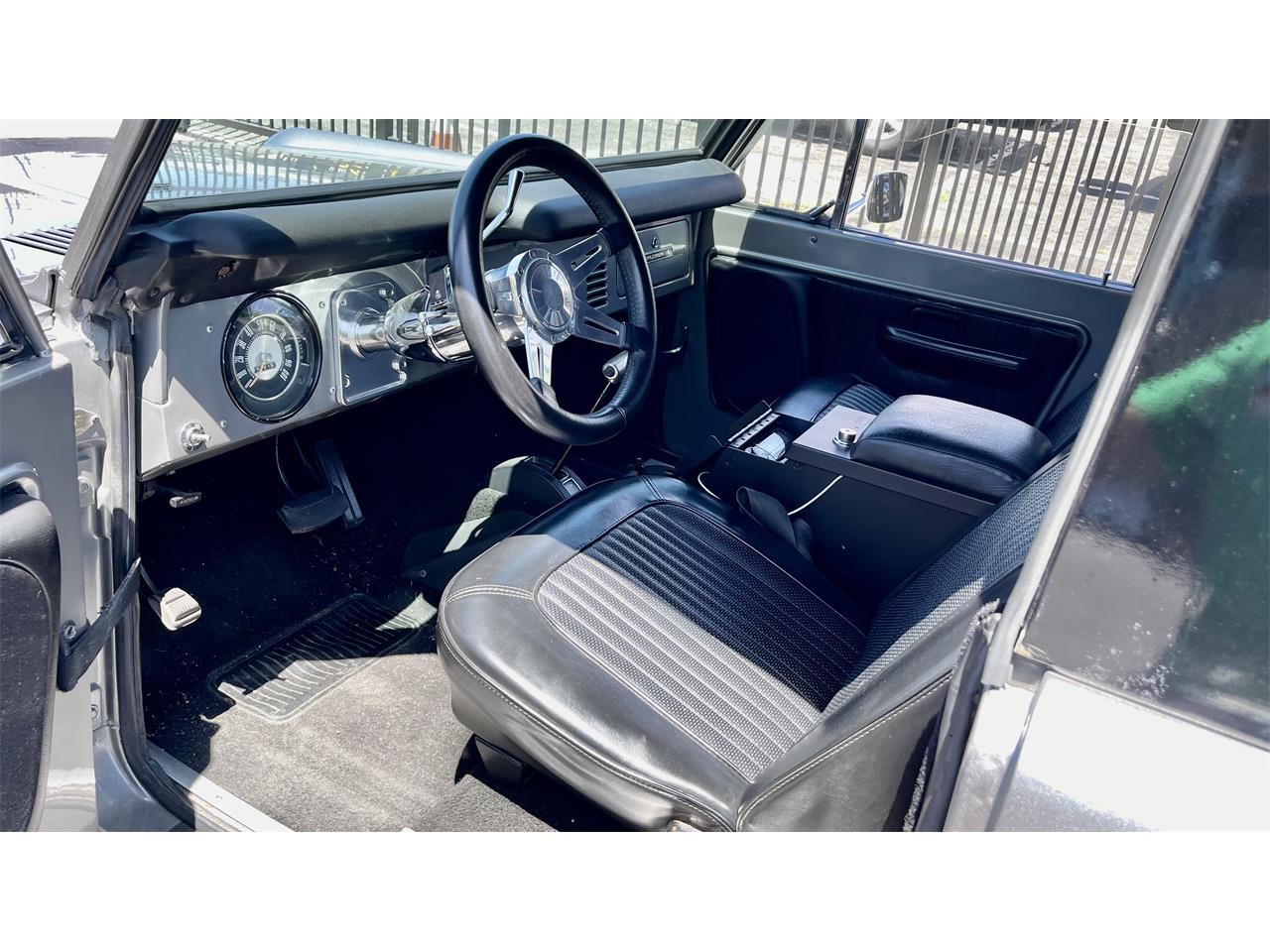 1972 Ford Bronco for sale in Chatsworth, CA – photo 14