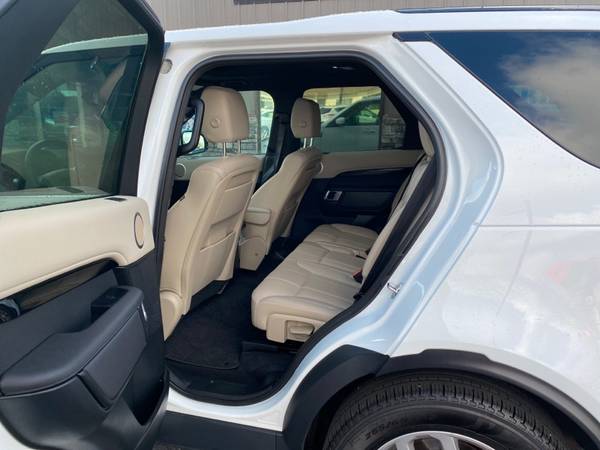 2020 Land Rover Discovery SE - cars & trucks - by dealer - vehicle... for sale in Celina, OH – photo 14