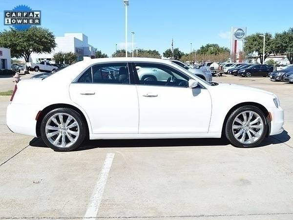 2019 Chrysler 300 Touring - cars & trucks - by dealer - vehicle... for sale in GRAPEVINE, TX – photo 4