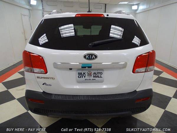 2011 Kia Sorento LX AWD Camera AWD LX 4dr SUV (V6) - AS LOW AS for sale in Paterson, CT – photo 5
