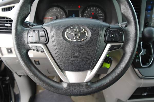 2015 Toyota Sienna LE FWD 8-Passenger V6 $729 DOWN $65/WEEKLY for sale in Orlando, FL – photo 17