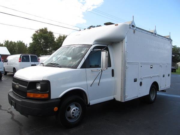 2004 Chevrolet Express G3500 Enclosed Service Body Roof Rack w/ Rear A for sale in Spencerport, NY – photo 3