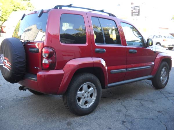 2007 JEEP LIBERTY S 4X4 - cars & trucks - by dealer - vehicle... for sale in Johnston, RI – photo 2