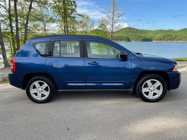 2010 Jeep Compass 4X4 - LOW MILES - NEW TIRES - CHECK OUT PHOTOS for sale in Salt Lick, OH – photo 3