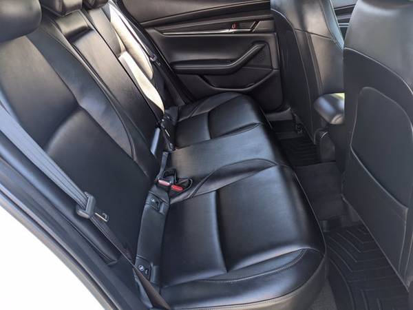 2019 Mazda Mazda3 Hatchback w/Preferred Pkg SKU:K1142937 Hatchback -... for sale in Pinellas Park, FL – photo 19