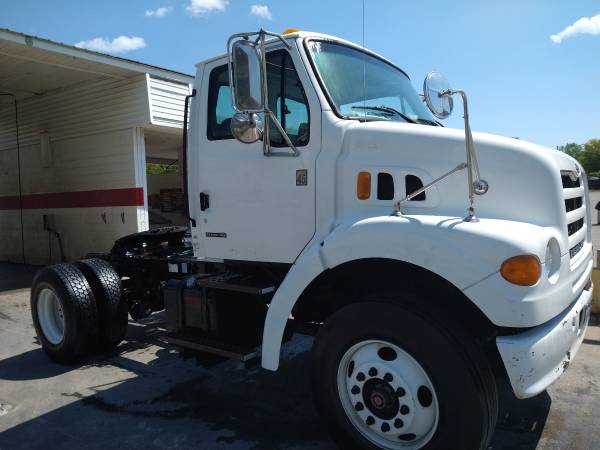 02 STERLING SINGle axle day Cab powerful cat/automatic 6 speed for sale in Dalton, GA – photo 3