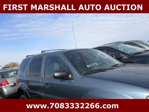 2005 Ford Escape XLT - Auction Pricing - - by dealer for sale in Harvey, IL – photo 2