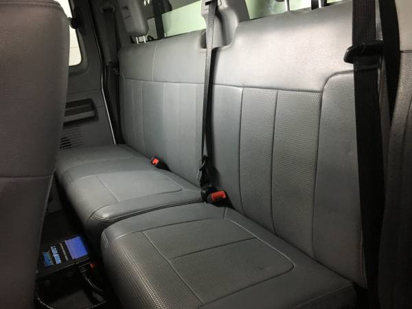 2014 Ford F-450 Super Cab 4X4 V10 Utility Bed Service Body W/Crane for sale in Arlington, LA – photo 19