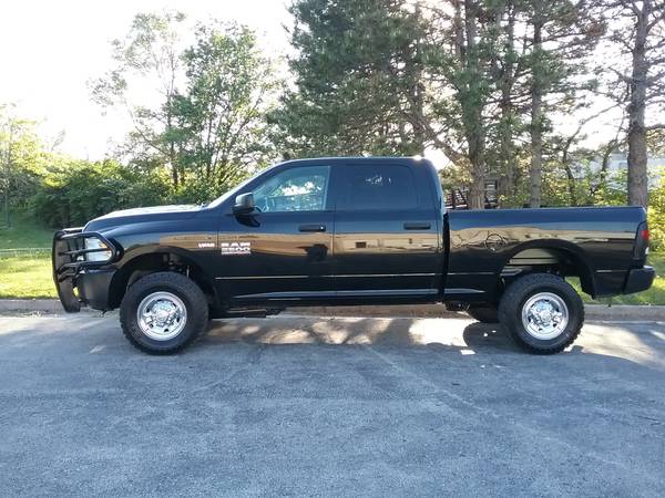 2014 Ram 2500 HD, 4x4 ST Crew Cab w/Warn Winch, New Tires, 128k for sale in Merriam, MO – photo 4