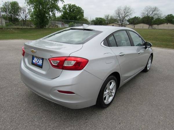 2017 Chevrolet Cruze LT Auto - - by dealer - vehicle for sale in Killeen, TX – photo 3