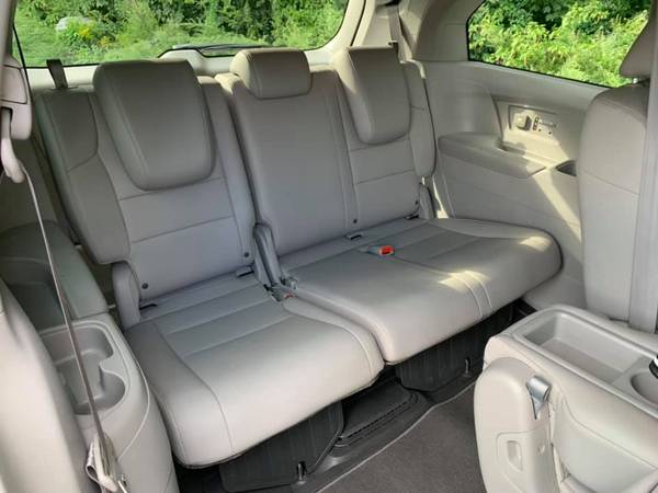 2015 Honda Odyssey EXL - Low Miles - Loaded ! - - by for sale in Tyngsboro, NH – photo 11