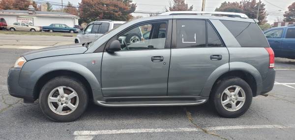 06 SATURN VUE - AUTO, ONLY 152K MI. 2 OWNER, AUX CORD, RUNS GREAT! -... for sale in Miamisburg, OH – photo 3
