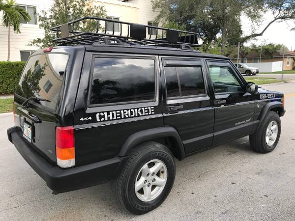 1999 Jeep Cherokee Sport 4-Door 4WD for sale in Hollywood, FL – photo 5