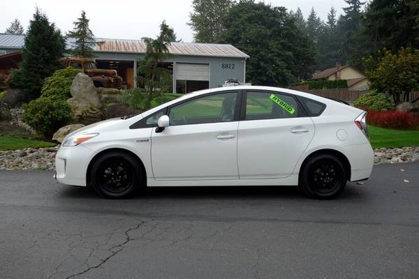 2012 Toyota Prius Prius III VERY CLEAN!!! 50MPG!!! - cars & trucks -... for sale in PUYALLUP, WA – photo 3