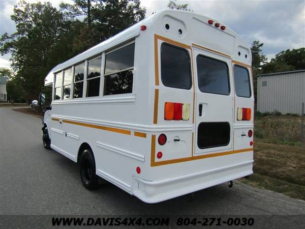 2010 GMC 3500 Multi Passenger Van/Shuttle Bus/School Bus for sale in Richmond, DE – photo 5