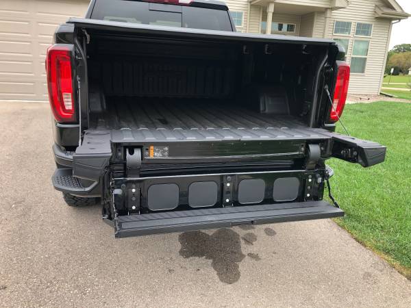 2019 Sierra 1500 4WD crew cab AT4 for sale in Edgerton, WI – photo 3