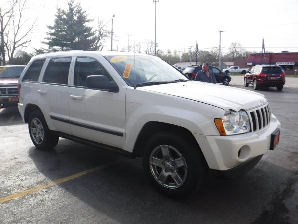 2007 JEEP GRAND CHEROKEE 4X4 LOW MILES - - by dealer for sale in Loves Park, IL – photo 6