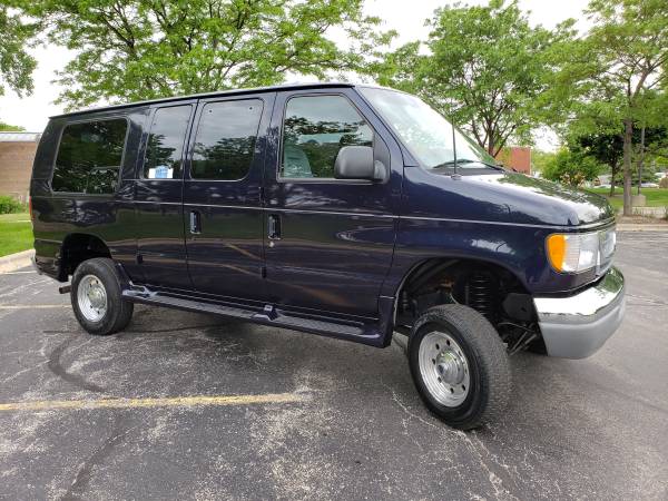 2001 FORD E250 QUIGLEY CONVERSION 4x4 HANDICAP WHEELCHAIR ACCESSIBLE for sale in SKOKIE, WI – photo 3
