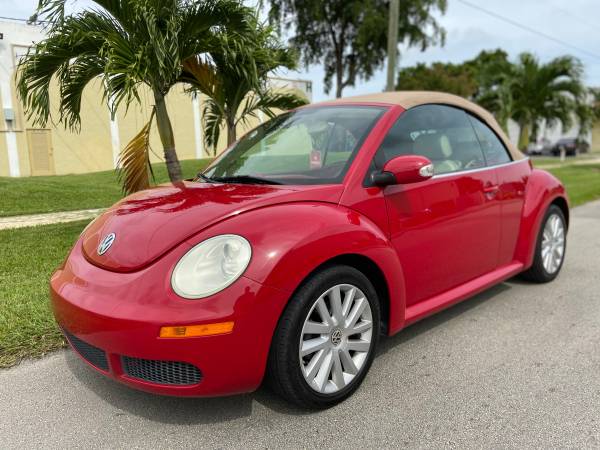 2008 VOLKSWAGEN NEW BEETLE CONVERTIBLE LIKE NEW, ONLY $1000 DOWN!!! for sale in Hollywood, FL – photo 6