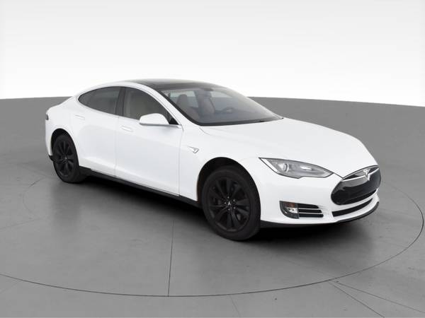 2013 Tesla Model S Performance Sedan 4D sedan White - FINANCE ONLINE... for sale in Oak Park, IL – photo 15
