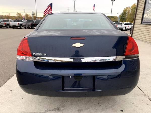 2010 Chevrolet Impala 4dr Sdn LT - cars & trucks - by dealer -... for sale in Chesaning, MI – photo 5