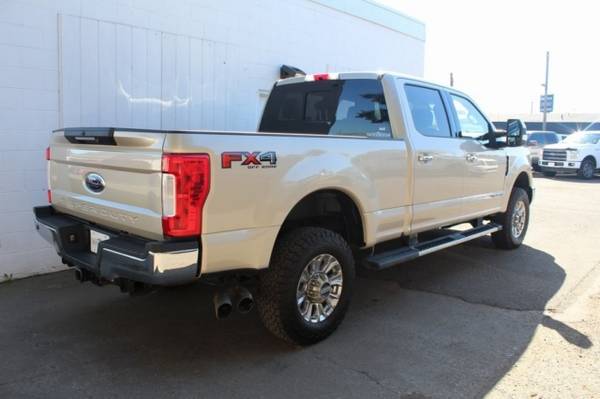 2018 Ford Super Duty F-350 SRW Lariat - - by dealer for sale in Hillsboro, OR – photo 3