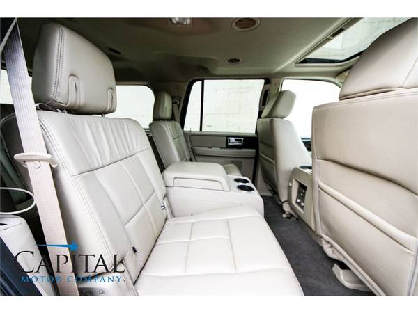08 Lincoln Navigator 4WD w/14-Speaker Audio, Moonroof, Cooled Seats! for sale in Eau Claire, MN – photo 10