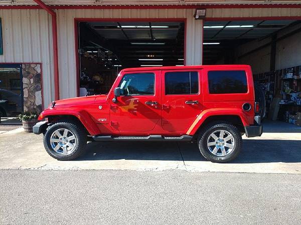2016 Jeep Wrangler Unlimited Sahara 4WD - cars & trucks - by dealer... for sale in Cleveland, AL – photo 5