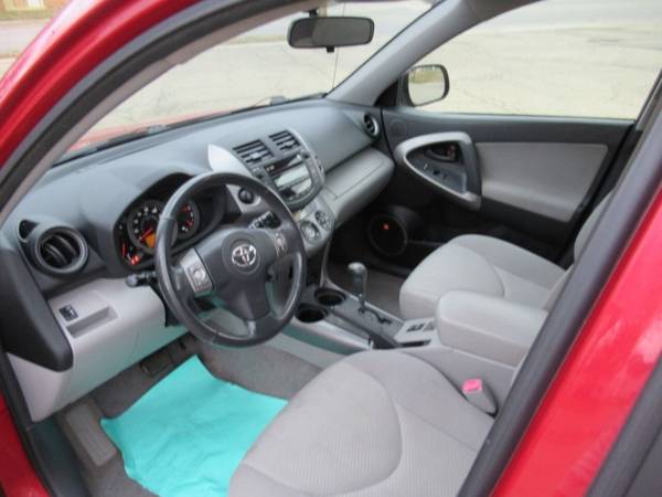 2008 Toyota RAV4 Limited 4x4 4dr SUV V6 - - by dealer for sale in Bloomington, IL – photo 9