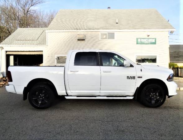 2018 Ram 1500 NIGHT Crew Cab 4x4 NAV Leather LOADED 1-Owner Clean for sale in Hampton Falls, NH – photo 3