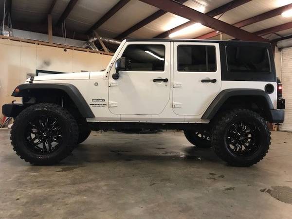 2016 Jeep Wrangler Unlimited Procomp FUELS IN HOUSE FINANCE - FREE... for sale in DAWSONVILLE, SC – photo 3