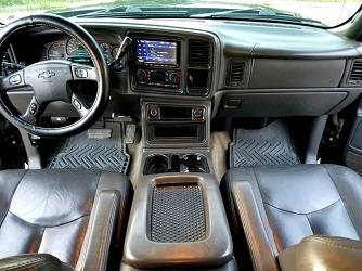 Primarily highway miles04 Silverado6.0 premium 4WD 8cyl/1200$ - cars... for sale in Tampa, TX – photo 3