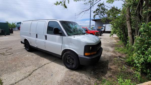 2003 Chevy Express 1500 for sale in Lexington, KY – photo 3