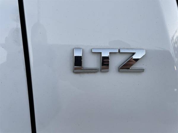 2012 Chevrolet Chevy Avalanche LTZ - Cleanest Trucks for sale in Ocala, FL – photo 23