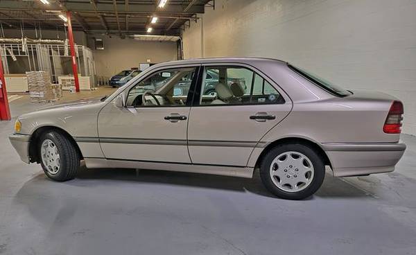 1999 Mercedes-Benz C-Class - Financing Available! - cars & trucks -... for sale in Glenview, IL – photo 3