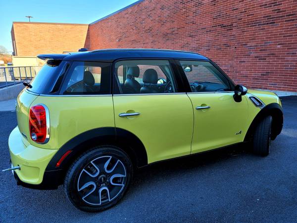 MINI COOPER COUNTRYMAN S 4WD - cars & trucks - by owner - vehicle... for sale in Rosedale, NY – photo 4